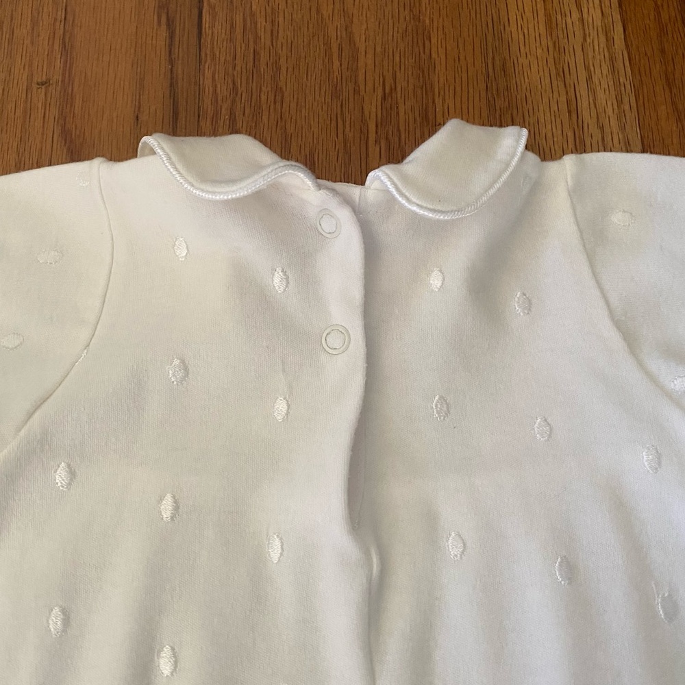 Baby Dior Elegant Footie With Embroidered All Over and Signature - Picture 7 of 10